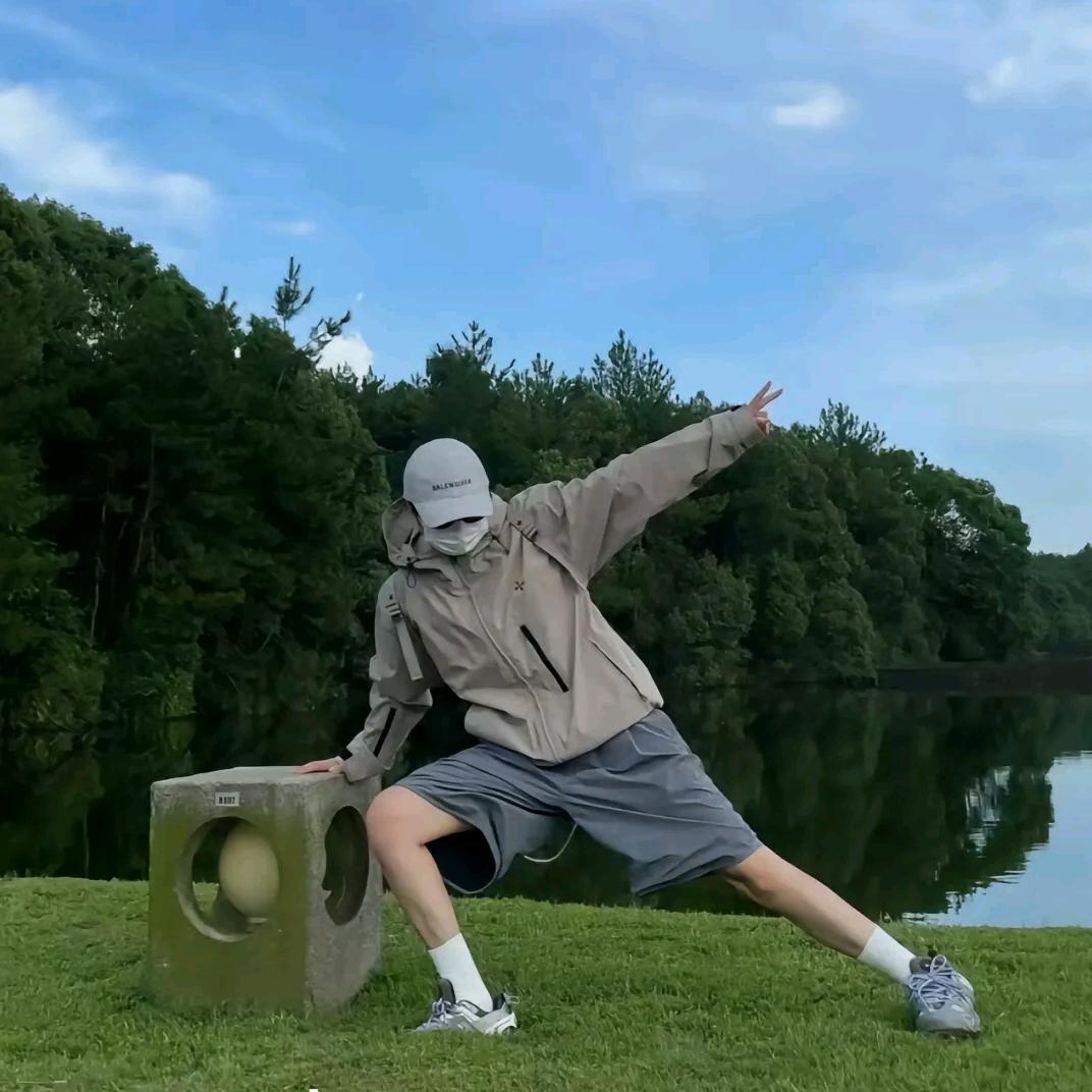 ദ്ദി˶ｰ̀֊ｰ́ )✧