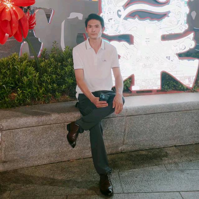 越努力越幸运🎗🎗