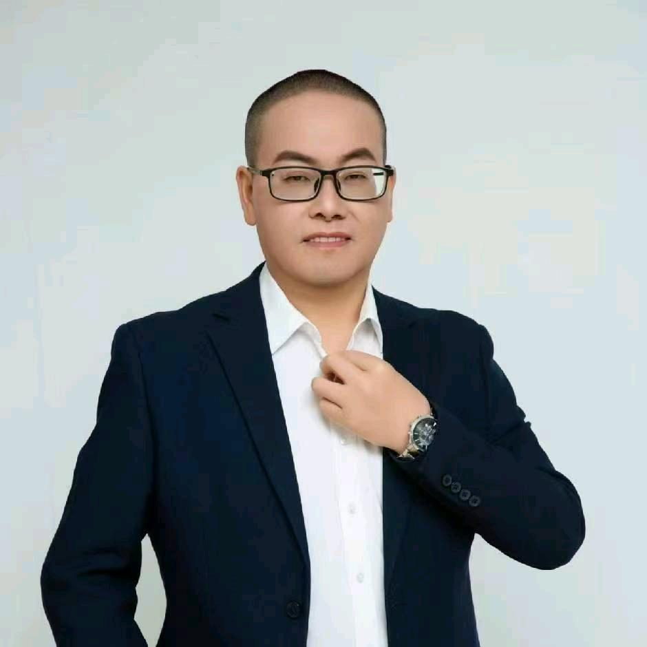 深圳高端家政杨经理（带你做家政）