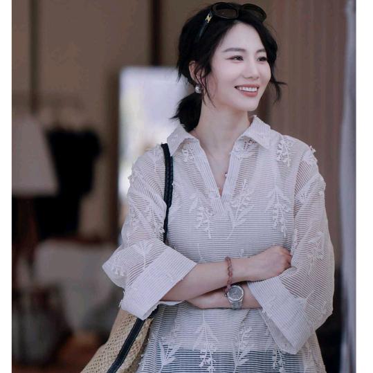 李智善穿搭同款bot