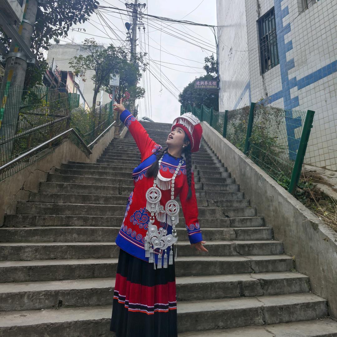 转圈圈的啊舞