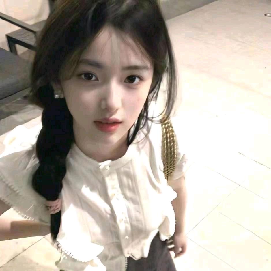 倾颜.