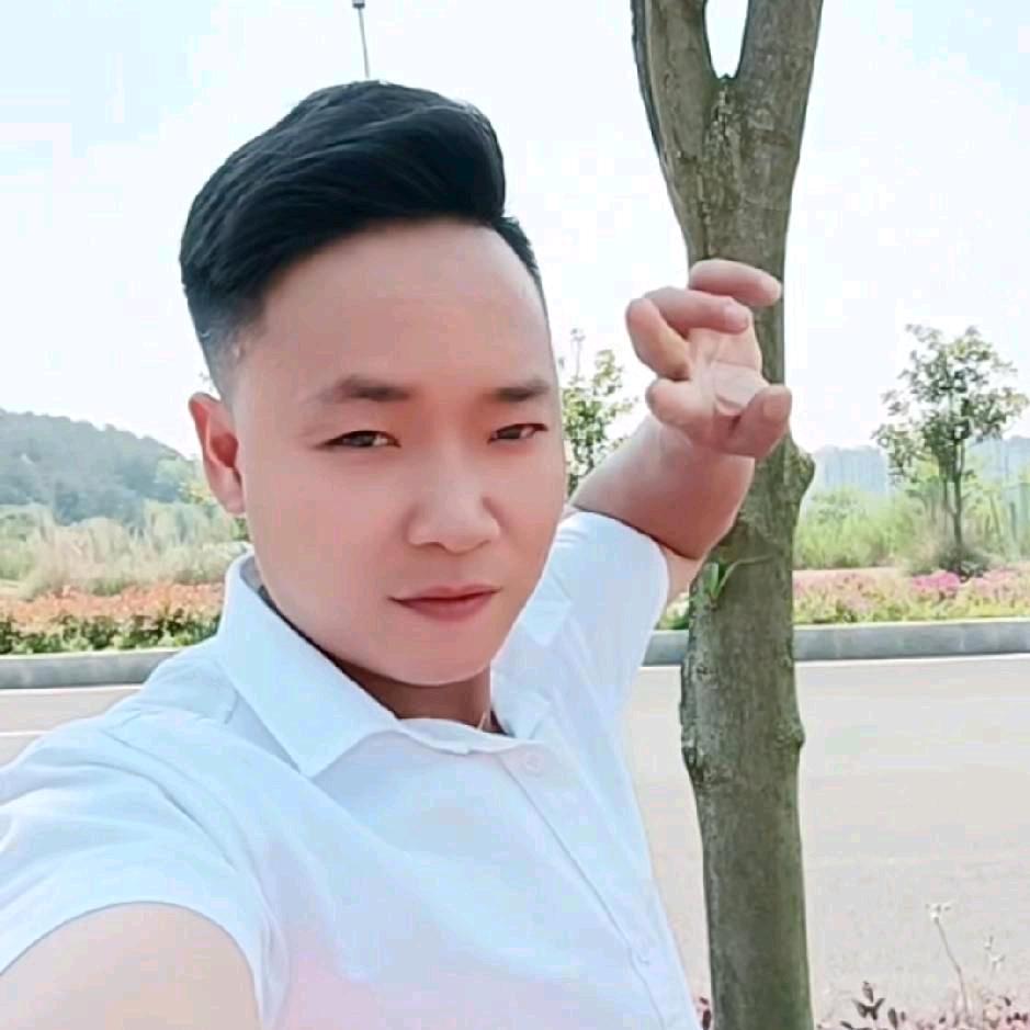 离婚带两个孩子的单亲爸爸