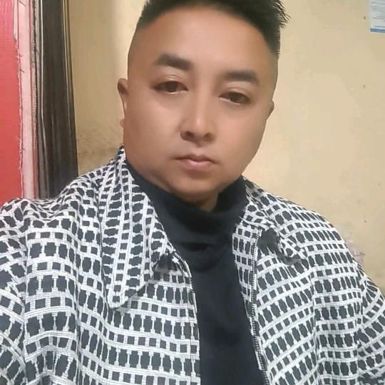 只为伊人飘香