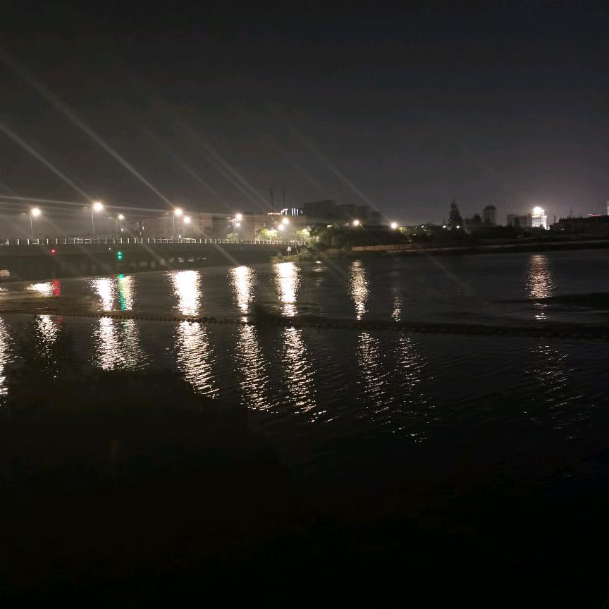 美好时光　　　　　༽ 　　　　╲