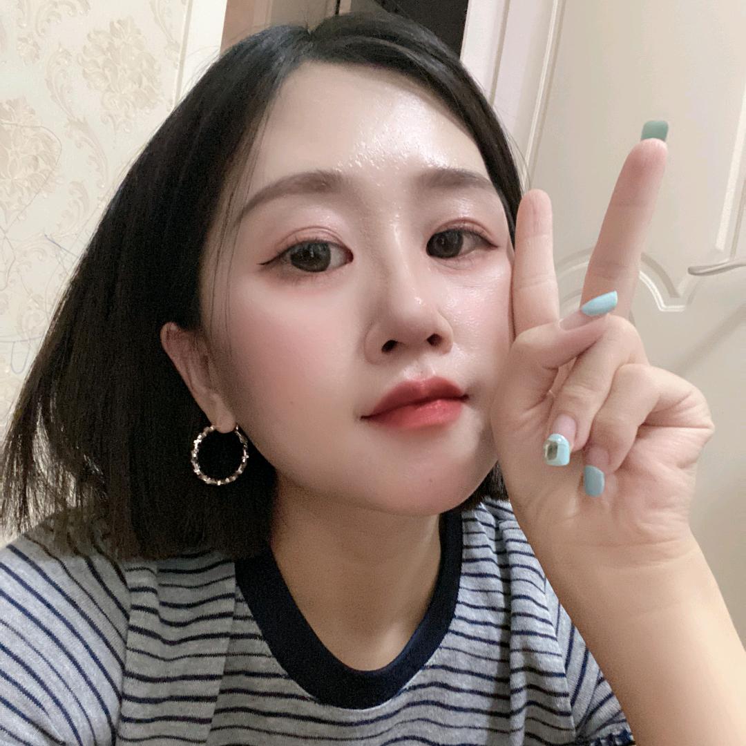 张小小首播