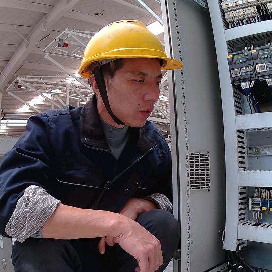 电工黑头哥