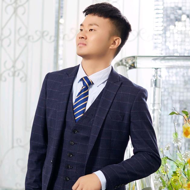 卖房的小来光