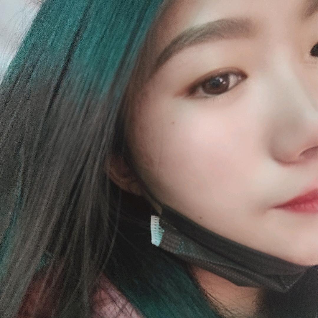 ღ半颗糖ღ᭄ꦿ࿐