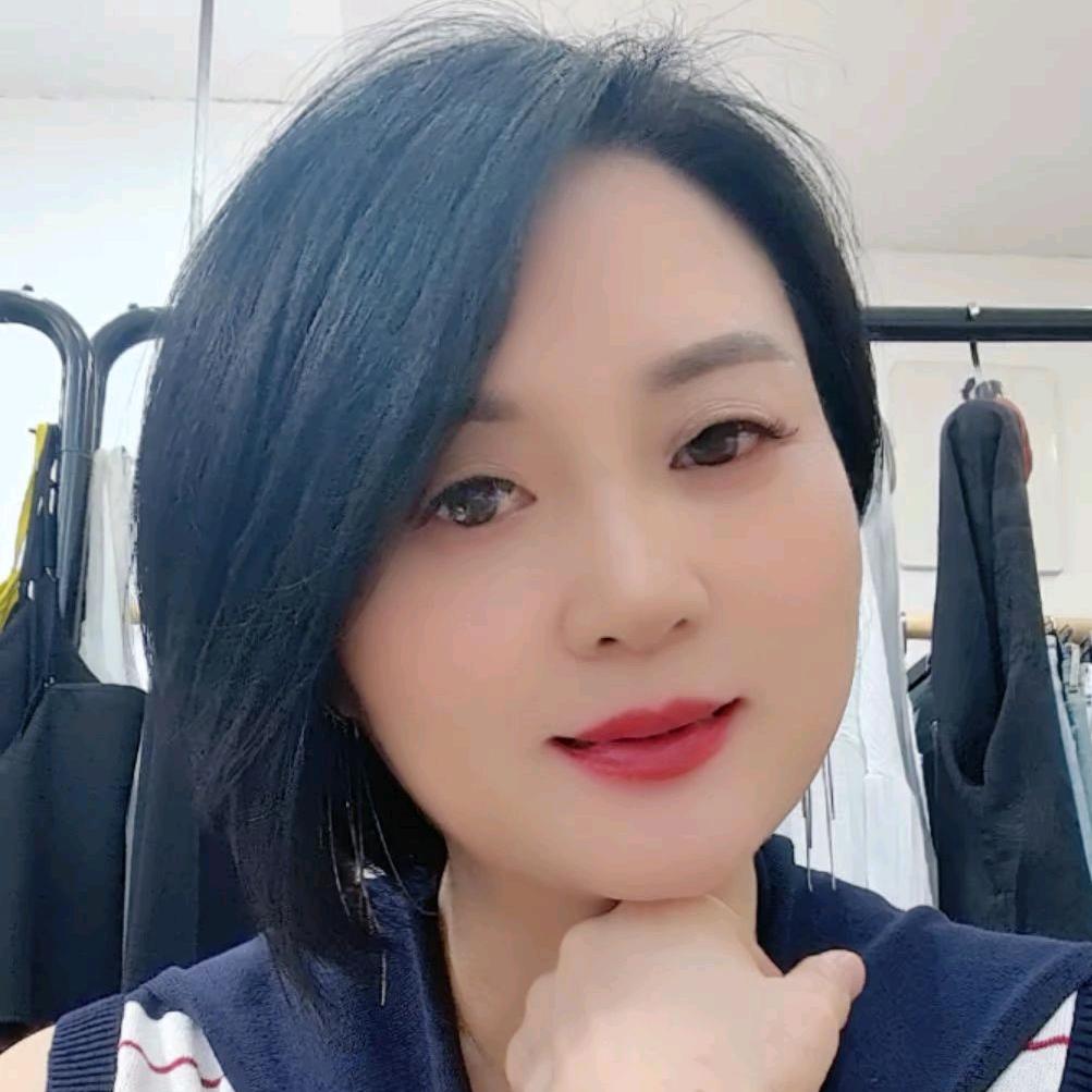 辣椒气质高雅女装店