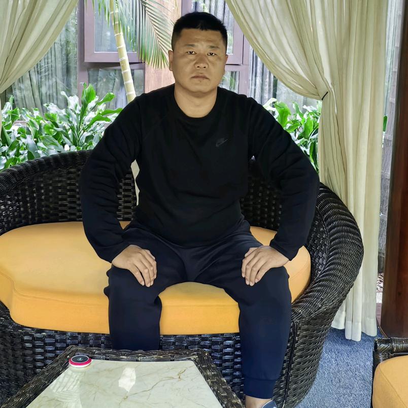 盘锦收粮收割机一条龙