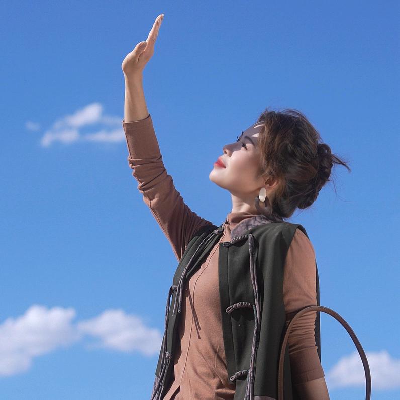 几里与麻穿搭指南