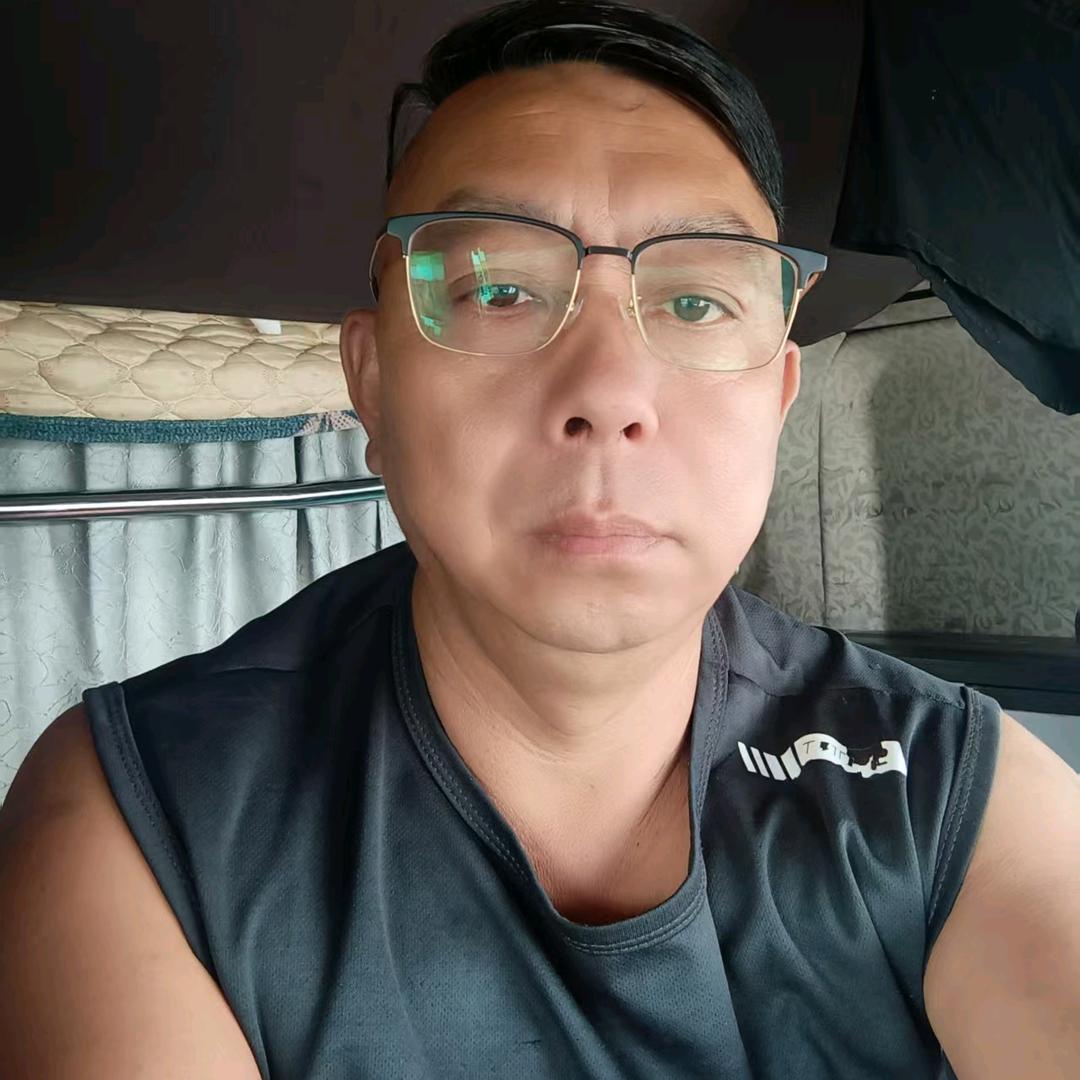 70后卡车人德哥