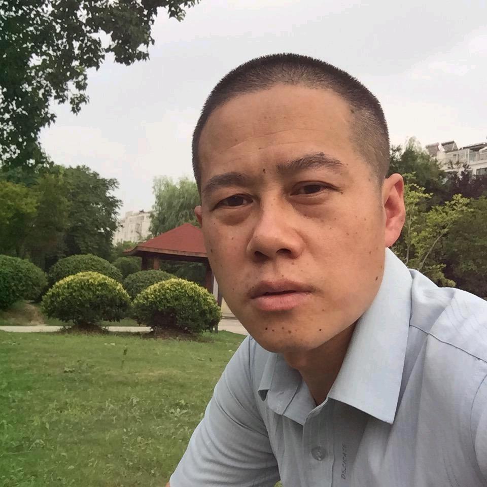 杨晨、