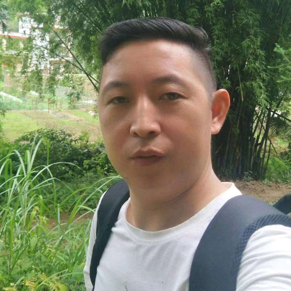 崇义萱萱制衣厂