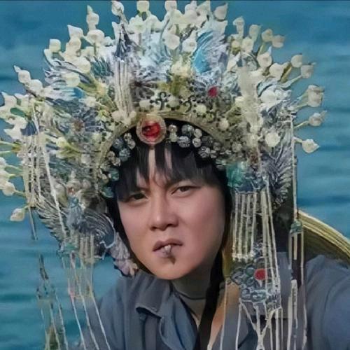 泥像不幸坠入爱河