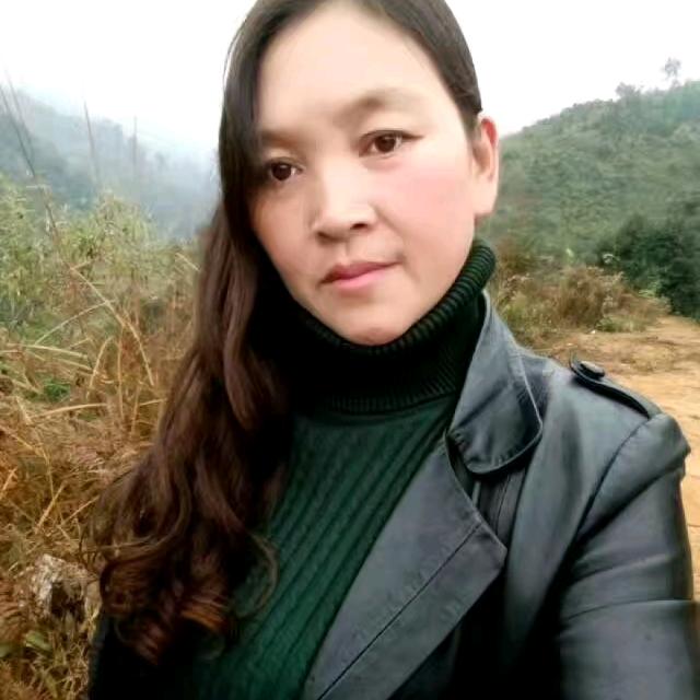 远在他乡。