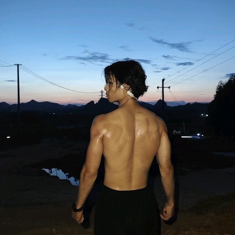 威朗普丨健身版