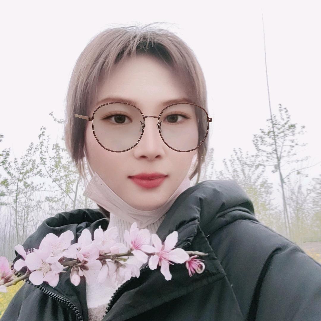 快乐不需要理由💞