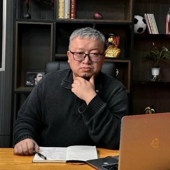 吕萌评球