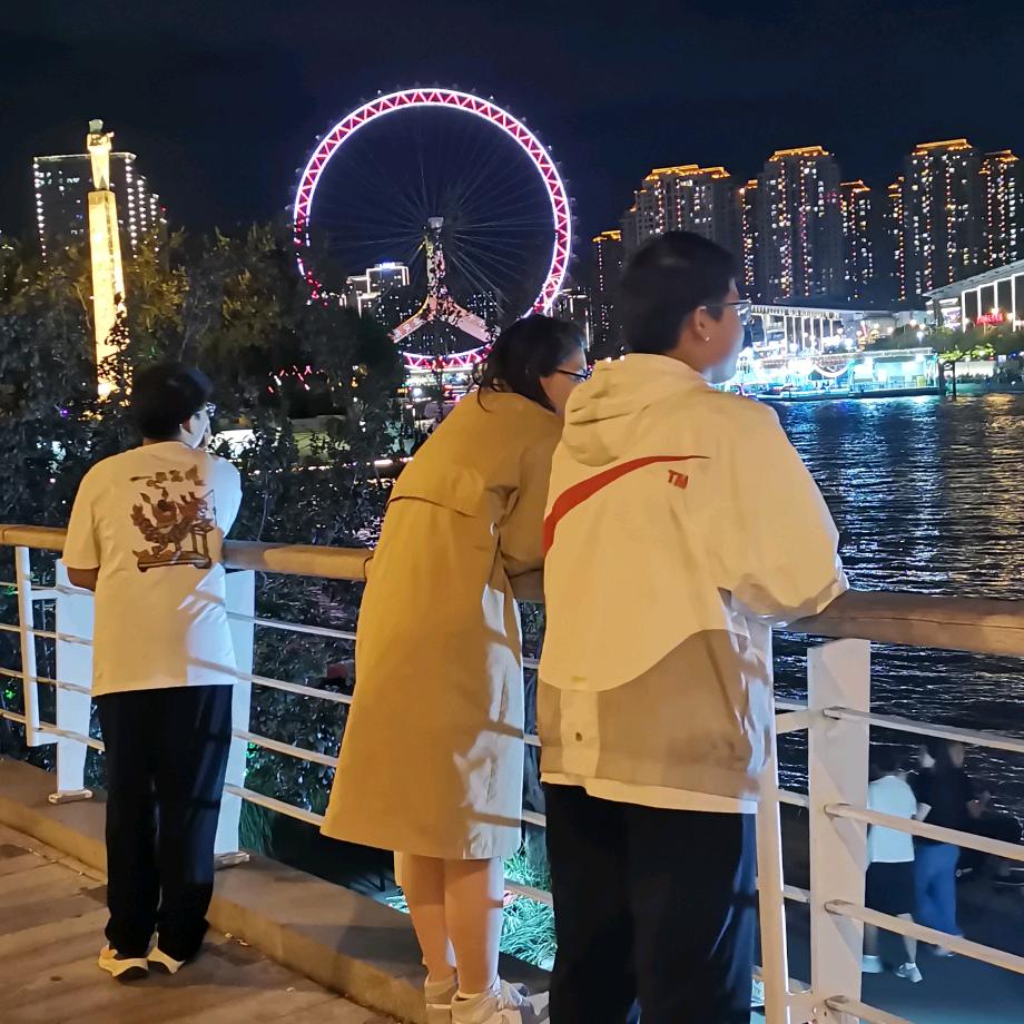 小小少年