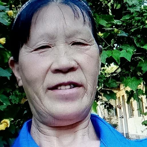 农村莲姐早7：15分开播上九点开播