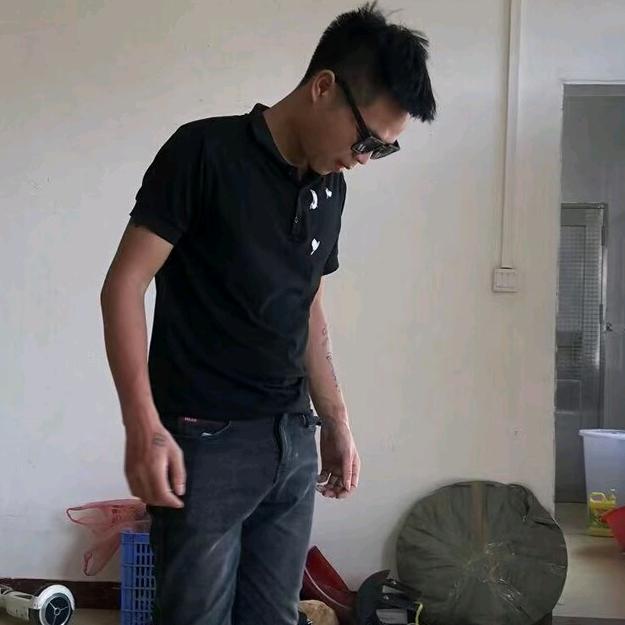 人情黑仔