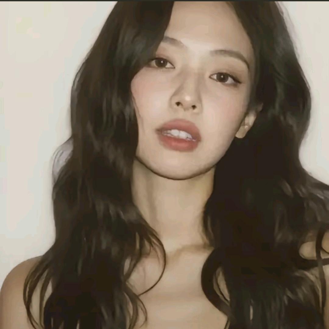女明欣