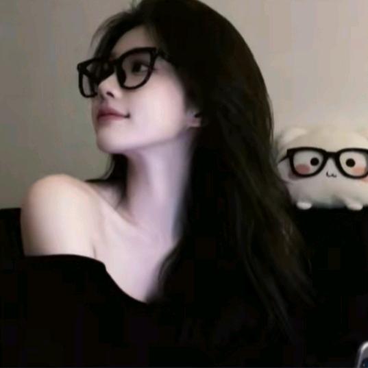 ⁸ᥫᩣ. 温柔只给你💕