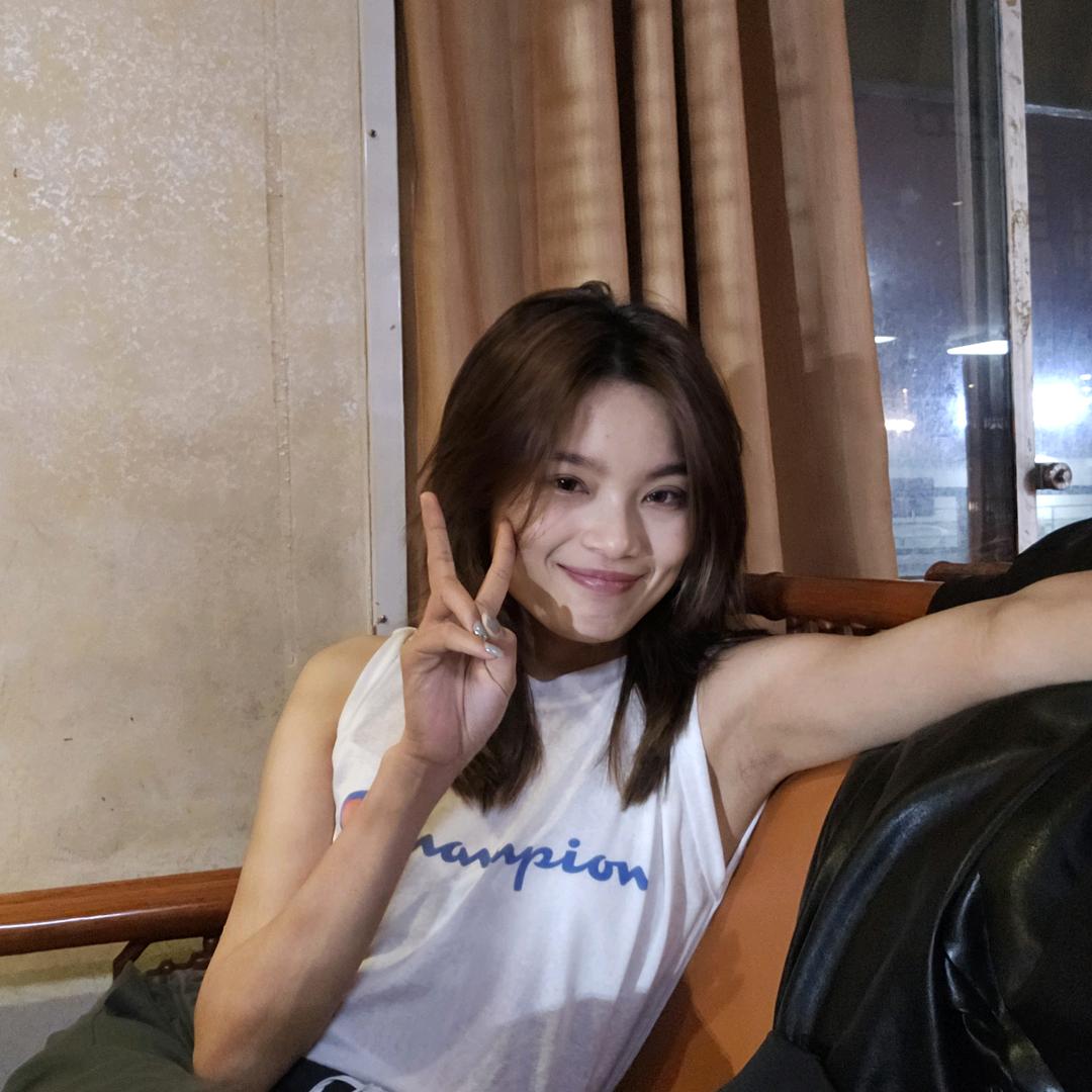 鱼游清波