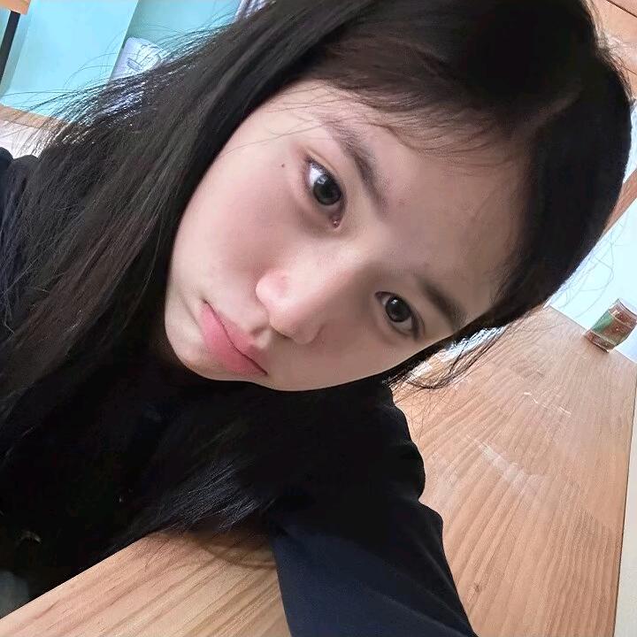 小甜又困了