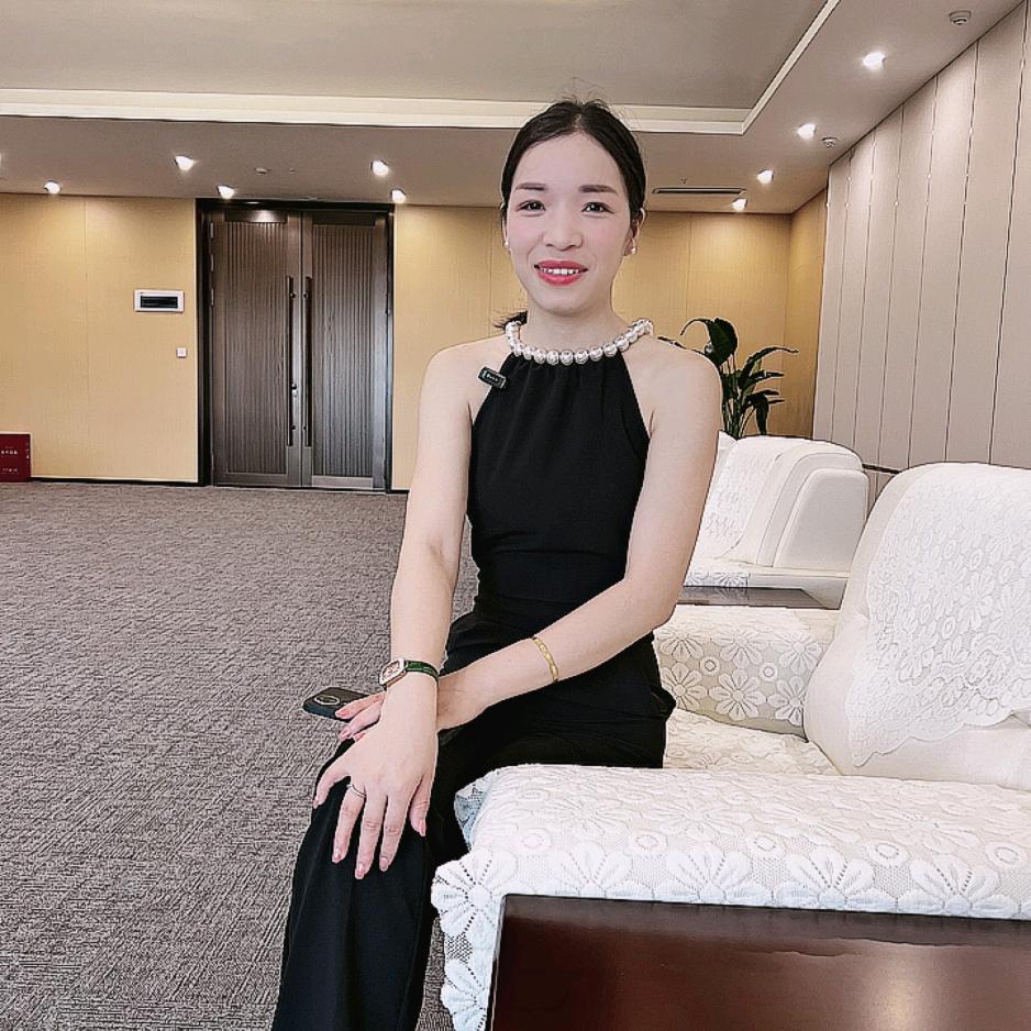 羽凡鸟.LiLi