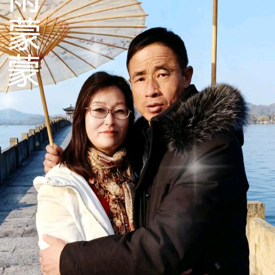 承包各种建筑工程（奋斗瓦工）