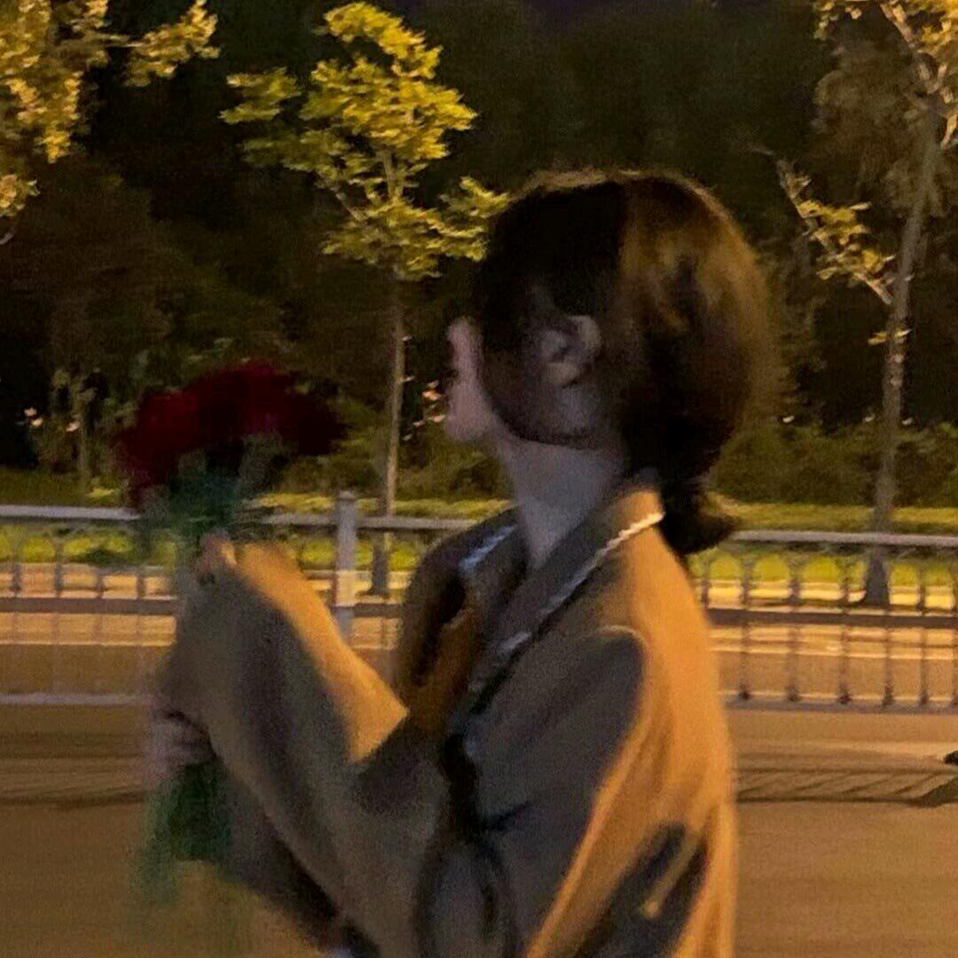 刘琴琴呀