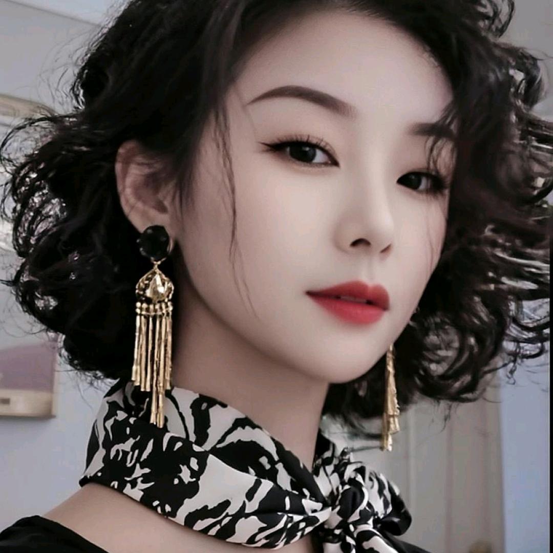 AL꧁༺ 素妍 ༻꧂