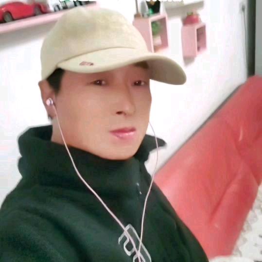 昆明飞哥(演绎)