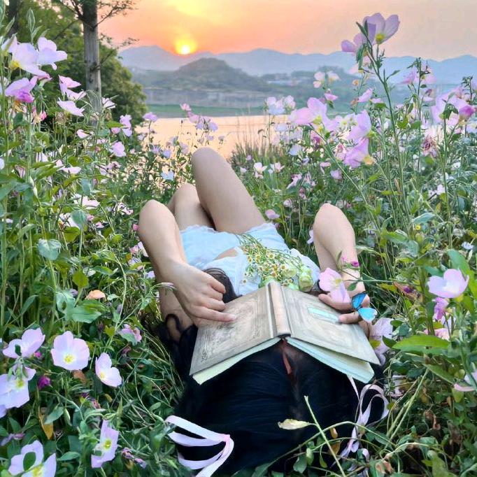 小鱼快游（看背景）