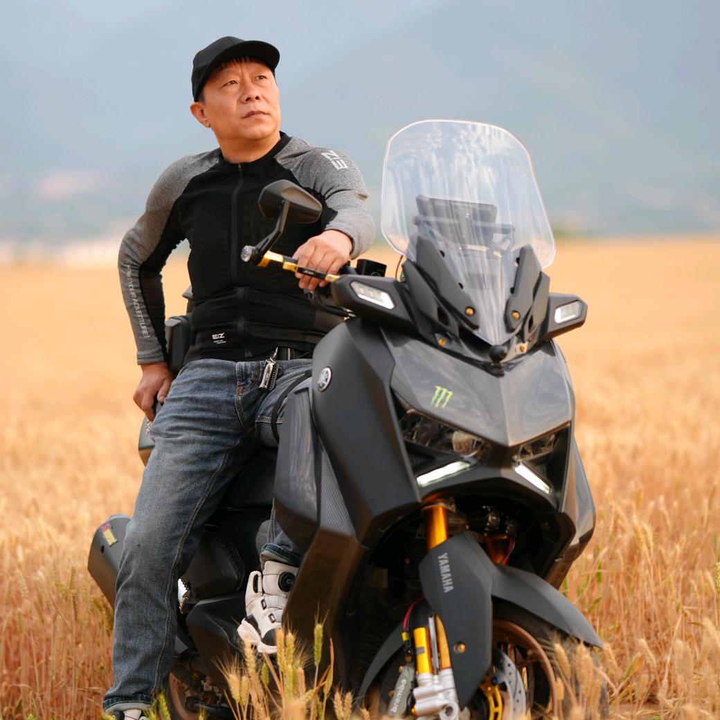 全盔❌♏🅰️❎大叔