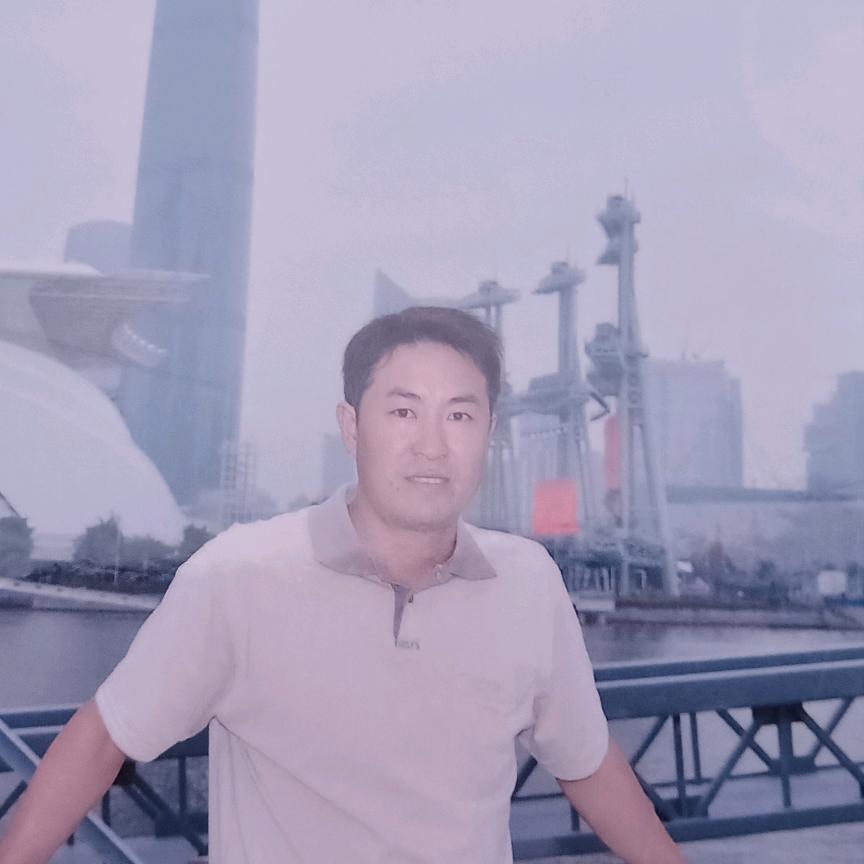 龙行天下！