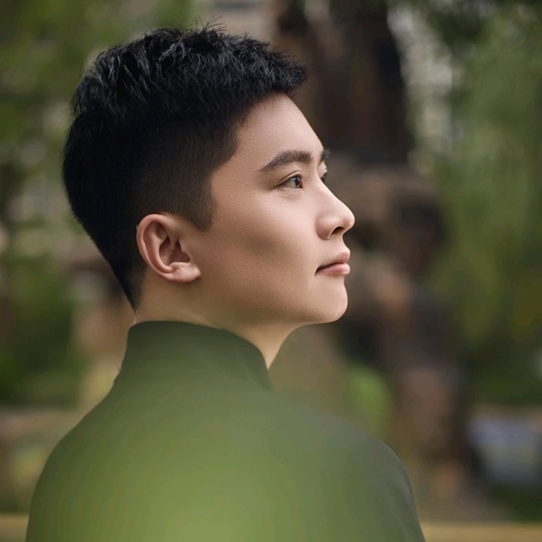 小黄同学