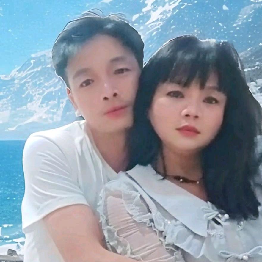 一匹孤独的野狼