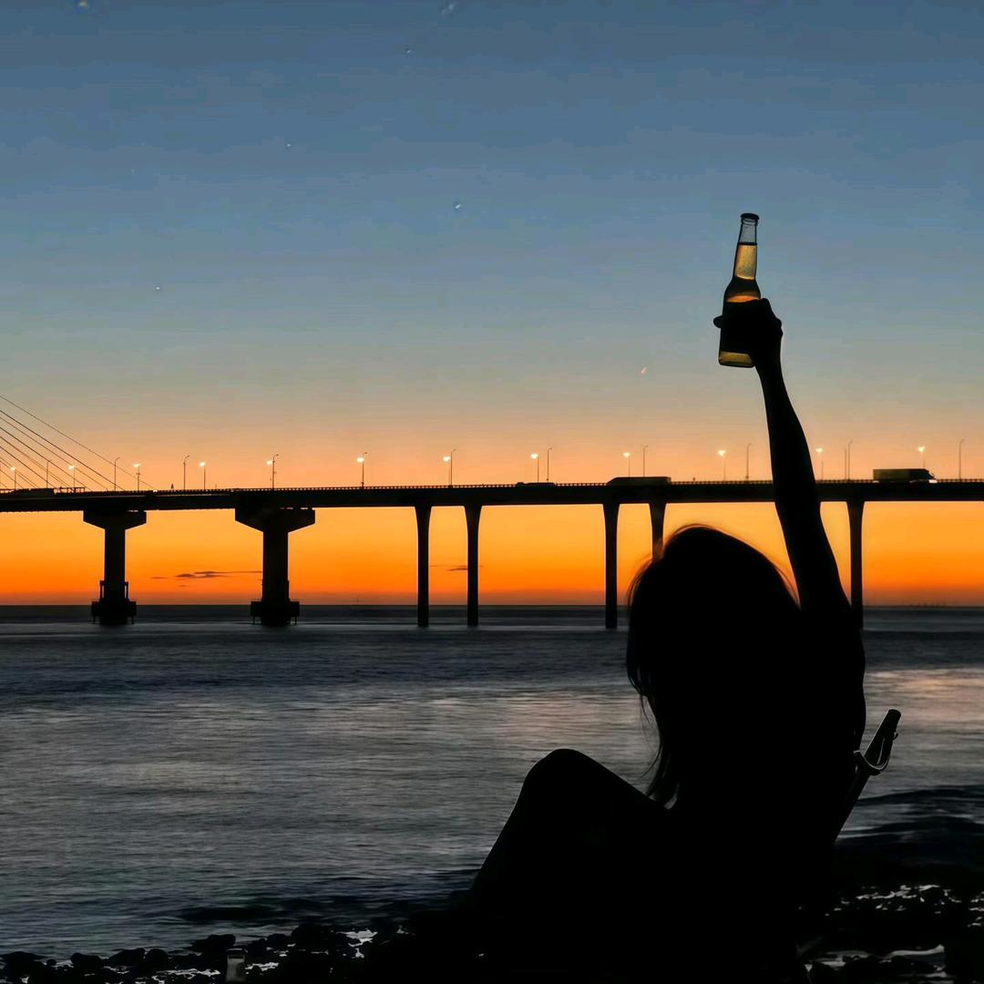 小院里的桔梗花