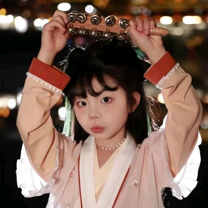 罗罗超甜呀！ʕ ᵔᴥᵔ ʔ