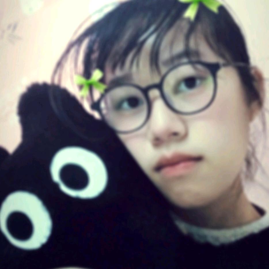 一只只想睡觉的软喵