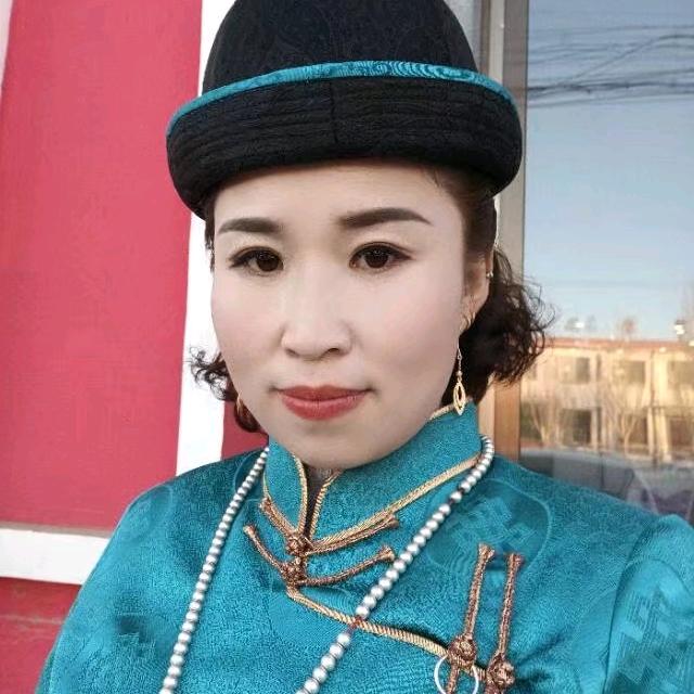 乌云(传统按摩师)