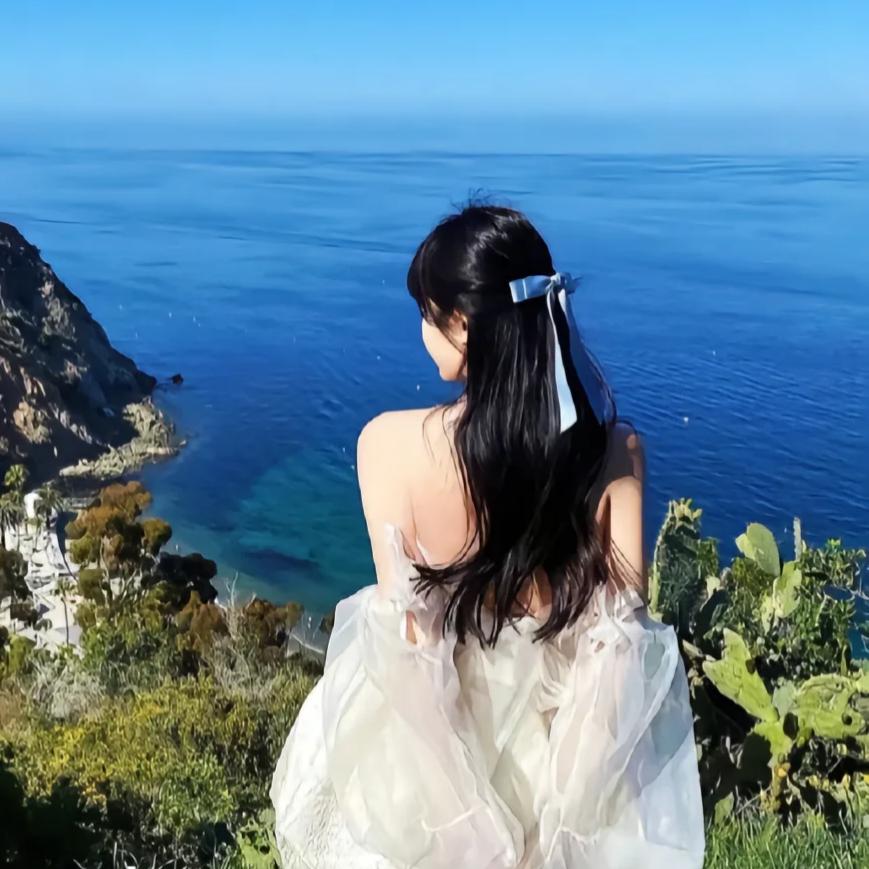 憨  憨🌻