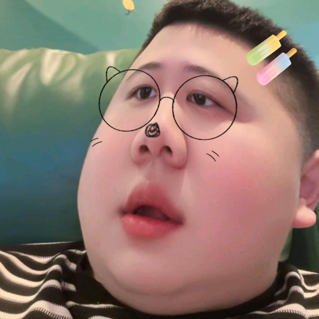 太空人钢娃