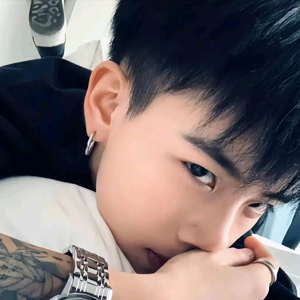 曜⚜️.