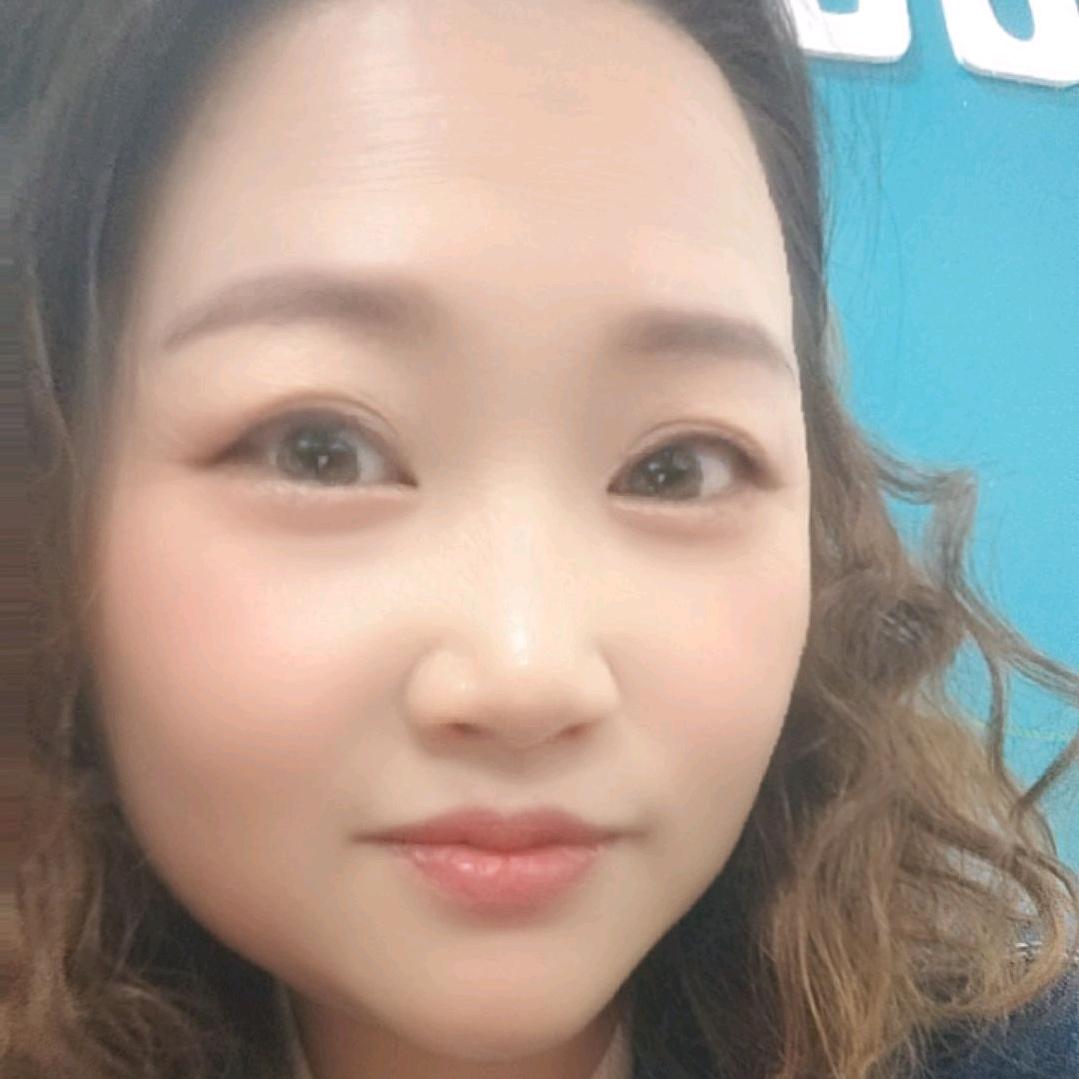 诗稿半焚锁春秋