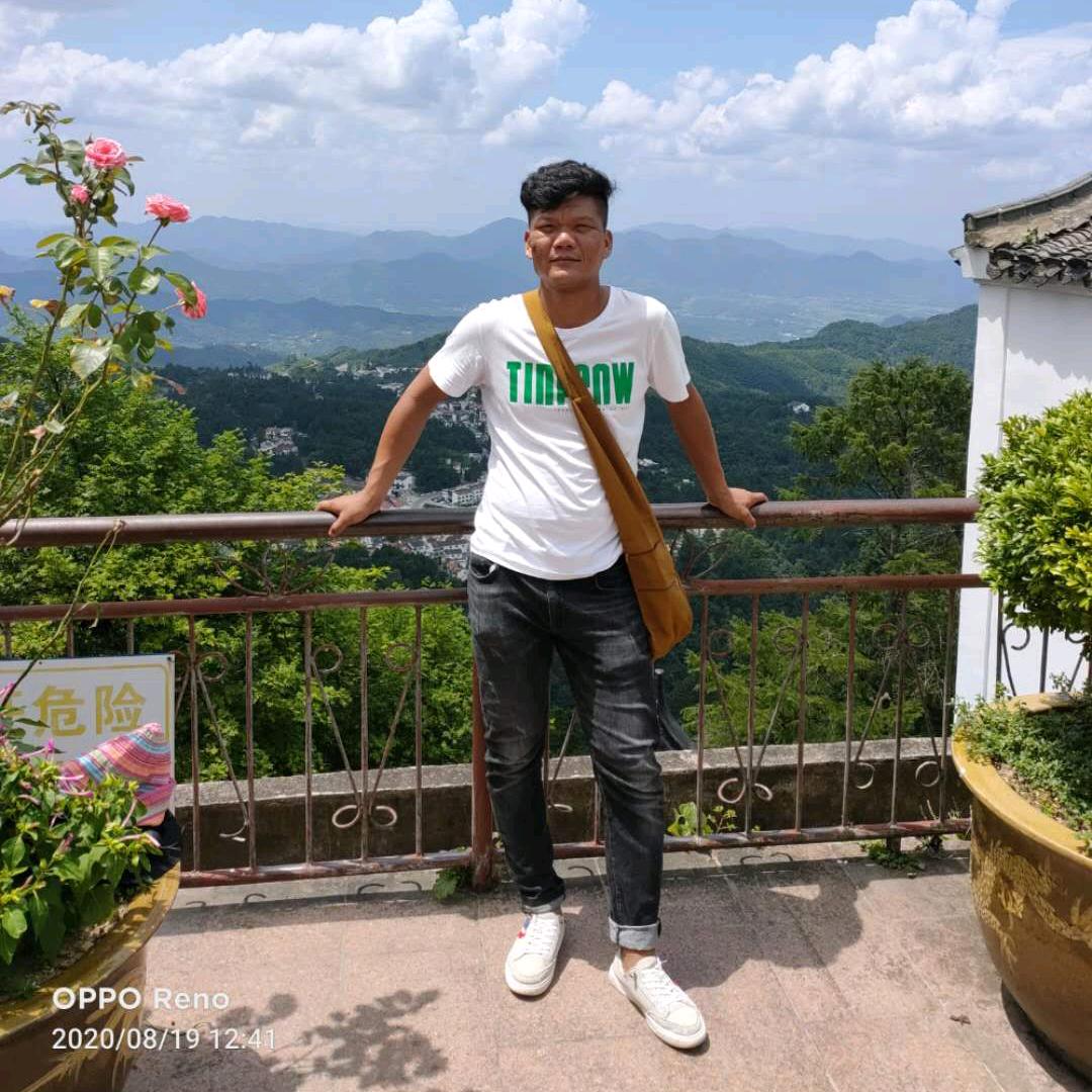 一帆风顺的宇航